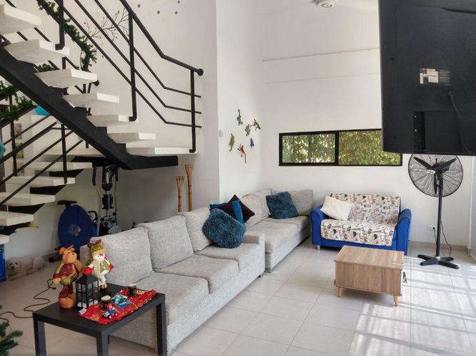 Casa de 4 alcobas en venta en Ricaurte, 319 m² · foto 17 de 24