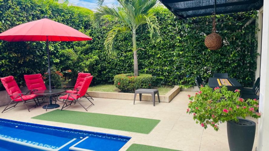 Casa de 4 alcobas en venta en Ricaurte, 319 m² · foto 19 de 24