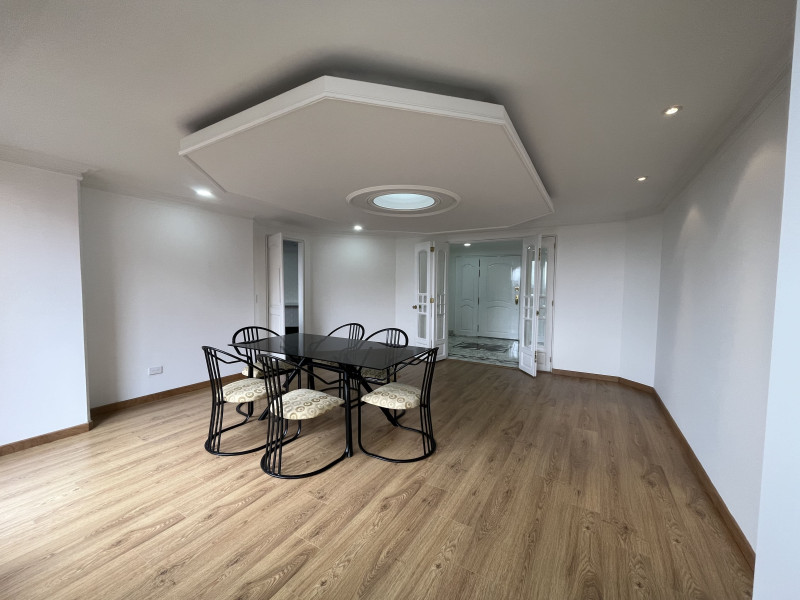 Apartamento en venta en Unicentro Bogotá, Bogotá · foto 2 de 24