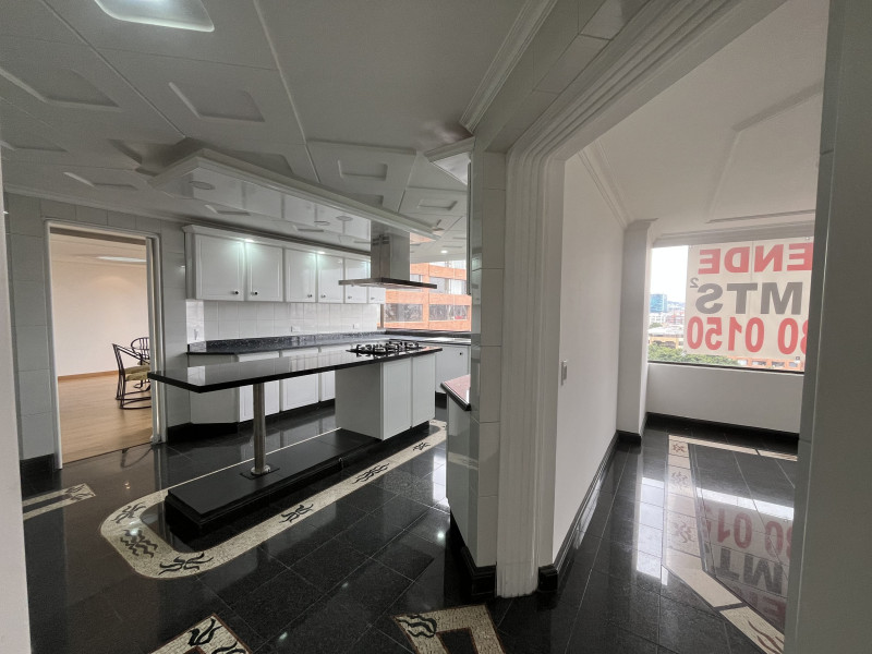 Apartamento en venta en Unicentro Bogotá, Bogotá · foto 5 de 24