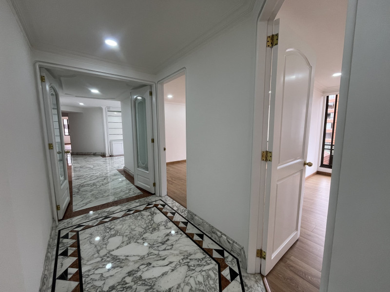 Apartamento en venta en Unicentro Bogotá, Bogotá · foto 12 de 24