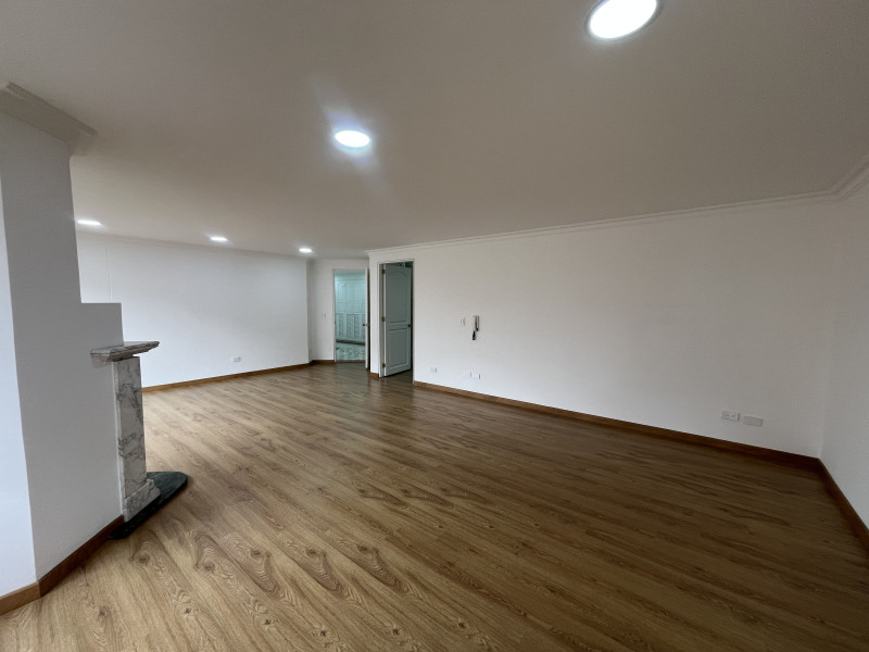 Apartamento en venta en Unicentro Bogotá, Bogotá · foto 19 de 24
