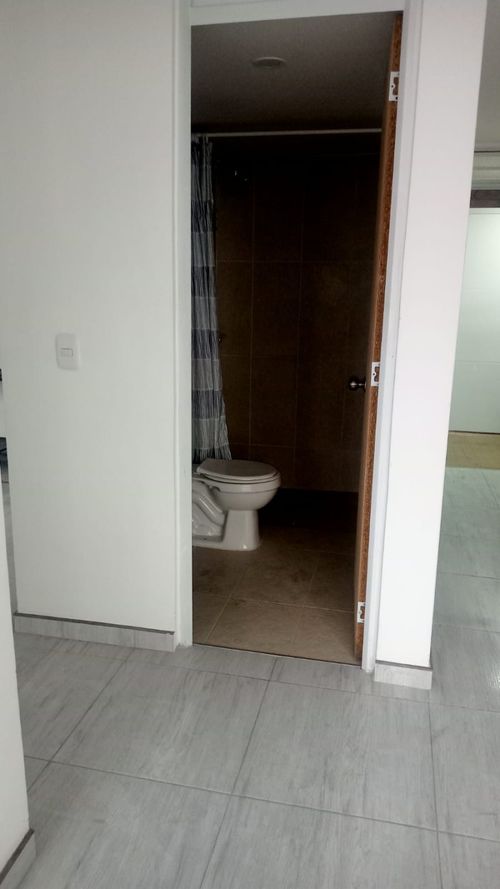 Apartaestudio en venta en Ricaurte, Bogotá, 30 m² · foto 3 de 16