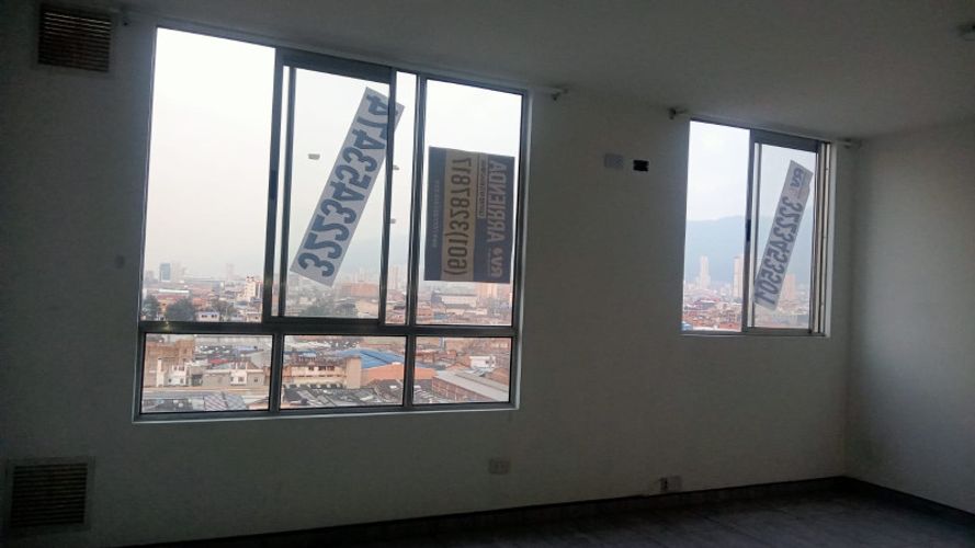 Apartaestudio en venta en Ricaurte, Bogotá, 30 m² · foto 4 de 16