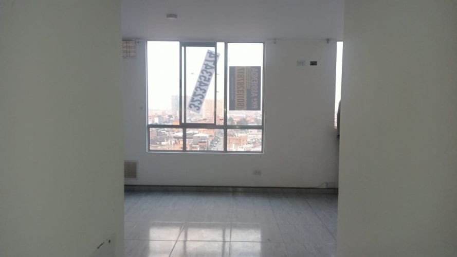 Apartaestudio en venta en Ricaurte, Bogotá, 30 m² · foto 7 de 16