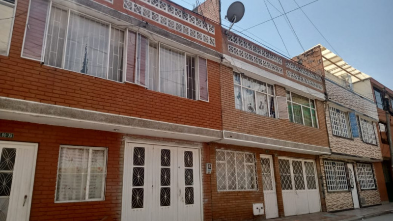 Casa en venta en Gran Britalia, Bogotá · foto 5 de 10