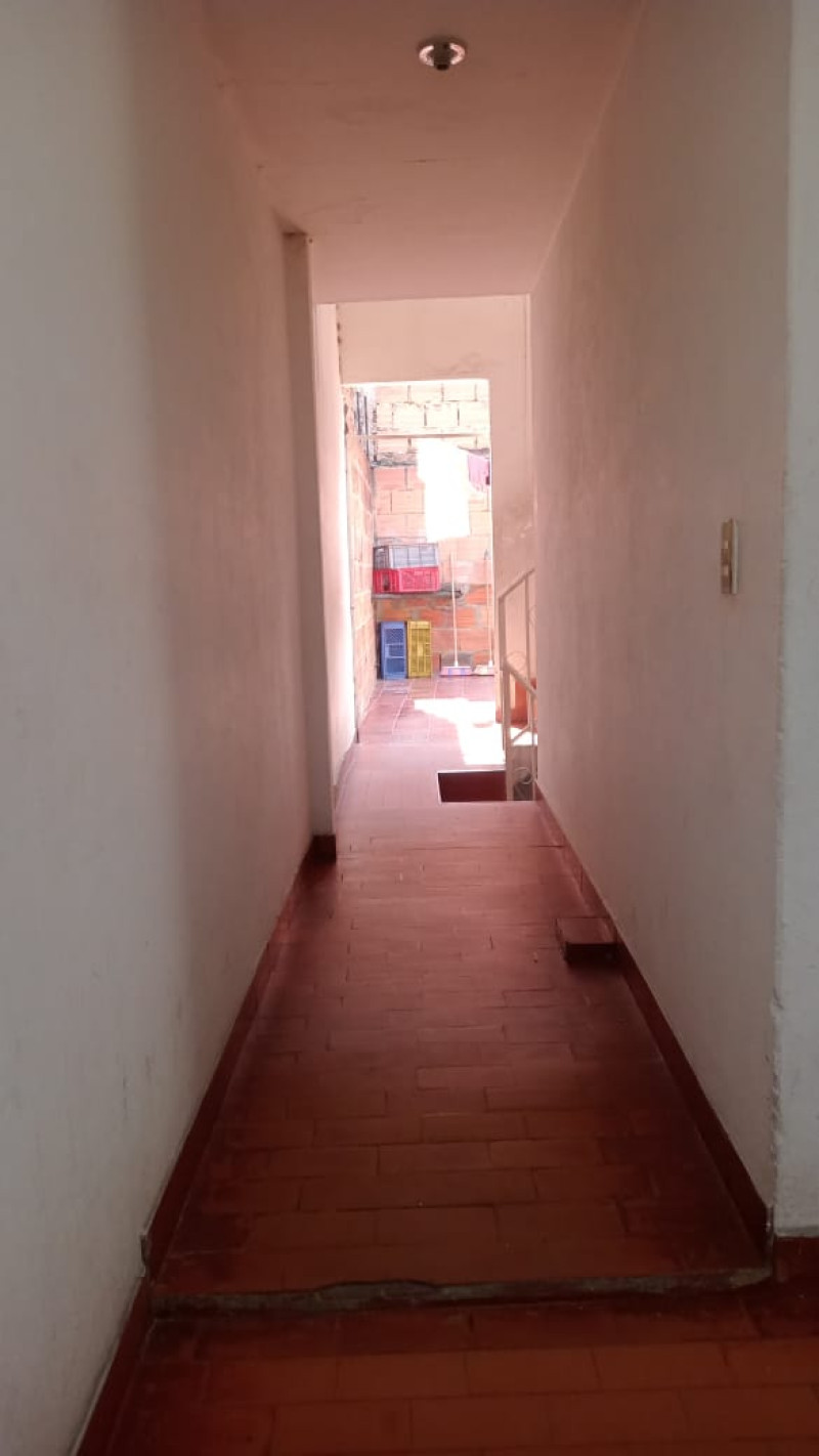 Casa en venta en Gran Britalia, Bogotá · foto 6 de 10