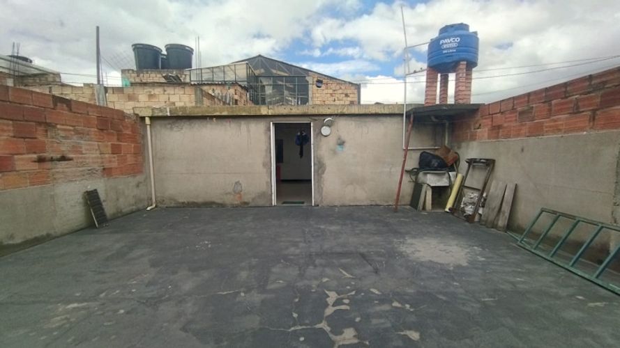 Casa de 5 alcobas en venta en Vision De Colombia, Bogotá, 140 m² · foto 16 de 17