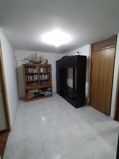 Apartamento de 3 alcobas en venta en Boita, Bogotá, 73 m² · foto 6 de 13