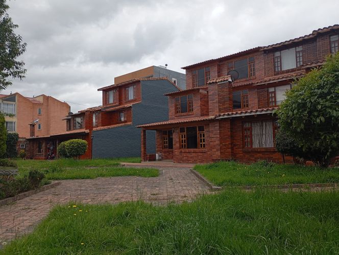 Lote en venta en Laura Vicuña, Chía, 88 m² · foto 4 de 9