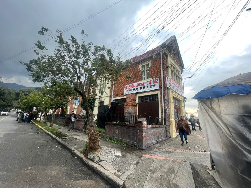 Casa en venta en Quinta Camacho, Bogotá · foto 3 de 9