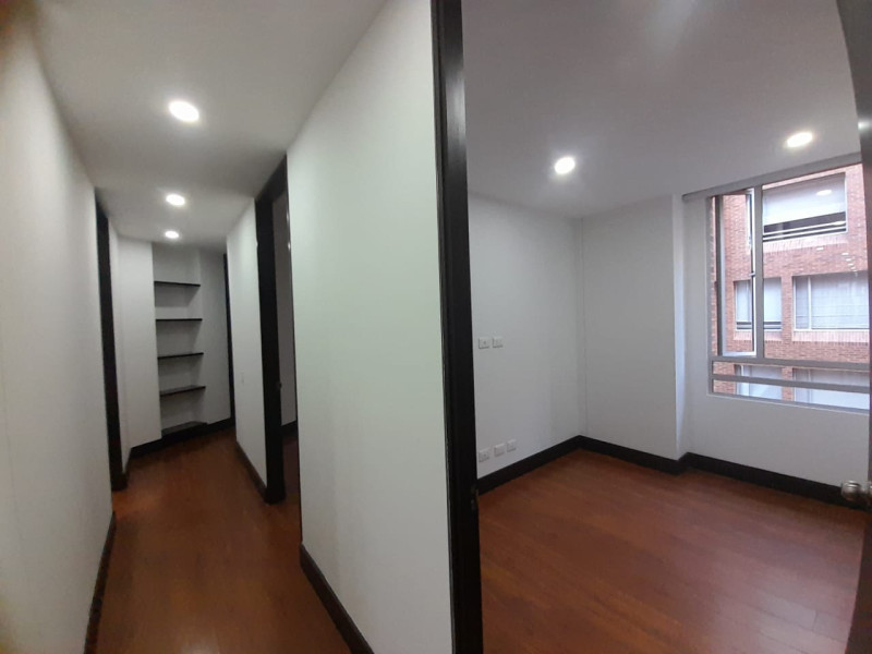 Apartamento en venta en El Virrey, Bogotá · foto 13 de 24