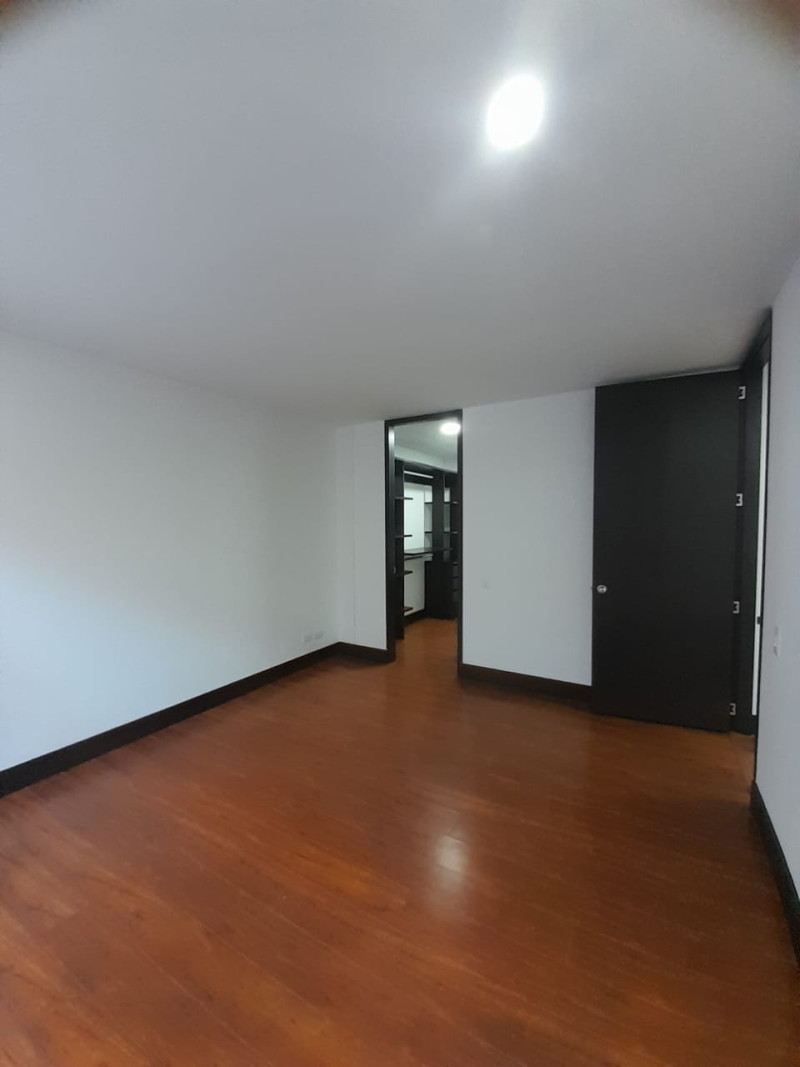 Apartamento en venta en El Virrey, Bogotá · foto 14 de 24