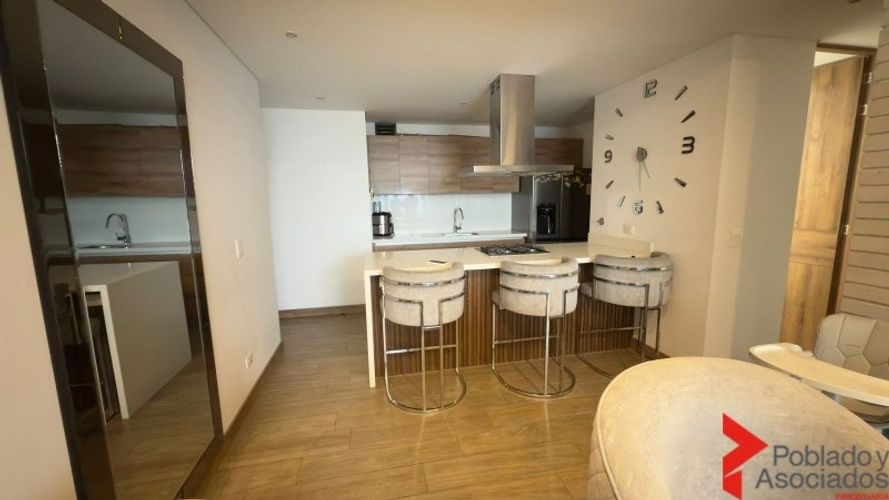 Apartamento de 3 alcobas en venta en Ciudad Del Río, Medellín, 90 m² · foto 2 de 20
