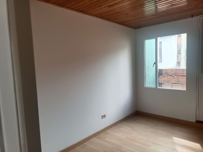 Casa en venta en Villas De Granada, Bogotá · foto 3 de 20
