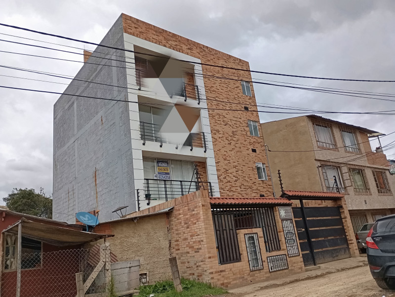 Apartamento en venta en Centro Historico, Chía · foto 2 de 21