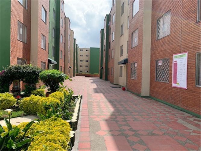 Apartamento de 3 alcobas en venta en Guadual Fontibon, Bogotá, 68 m² · foto 3 de 21