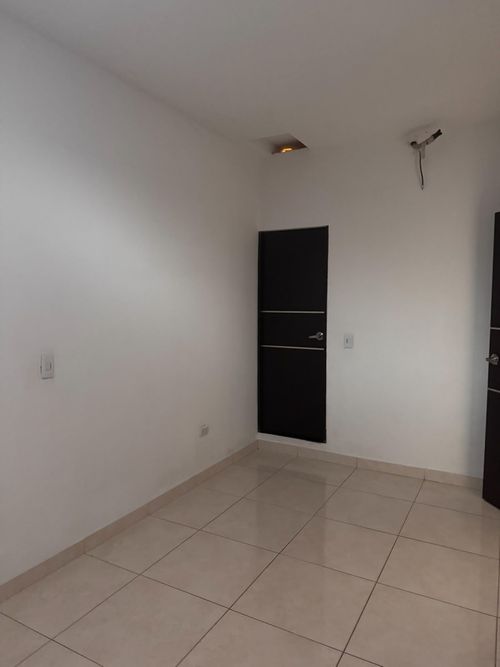 Casa de 3 alcobas en venta en Luis Carlos Galan, Villa del Rosario, 210 m² · foto 14 de 24