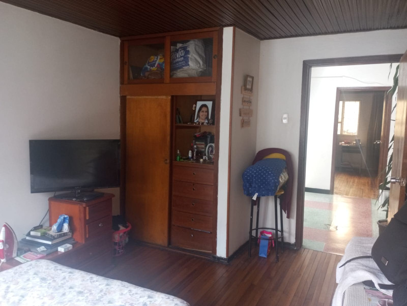 Casa en venta en Bellavista Occidental, Bogotá · foto 4 de 24
