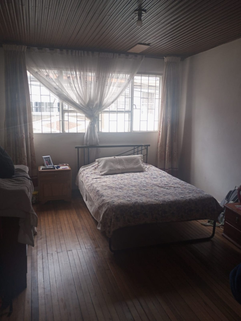 Casa en venta en Bellavista Occidental, Bogotá · foto 16 de 24
