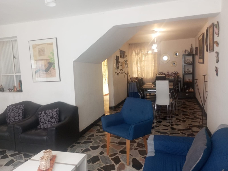 Casa en venta en Bellavista Occidental, Bogotá · foto 17 de 24