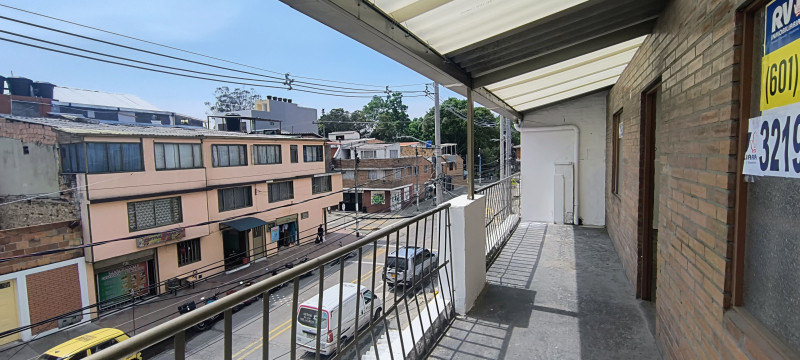 Casa en venta en Ciudad Montes, Bogotá · foto 2 de 24