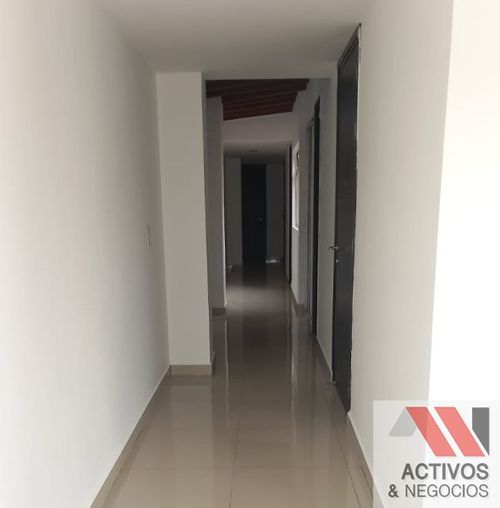 Apartamento de 4 alcobas en venta en Conquistadores, Medellín, 135 m² · foto 15 de 24