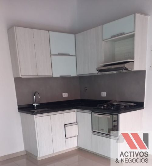 Apartamento de 4 alcobas en venta en Conquistadores, Medellín, 135 m² · foto 17 de 24