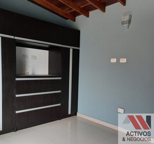 Apartamento de 4 alcobas en venta en Conquistadores, Medellín, 135 m² · foto 18 de 24