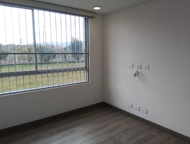 Apartamento en venta en La Felicidad, Bogotá · foto 3 de 17