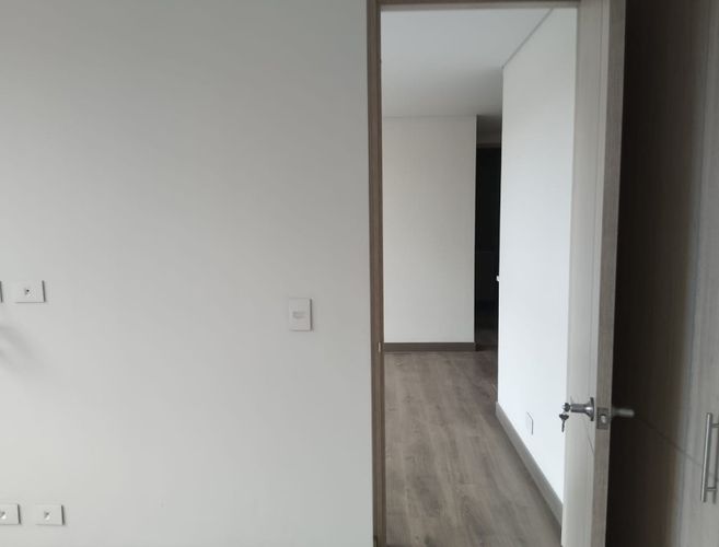 Apartamento en venta en La Felicidad, Bogotá · foto 4 de 17
