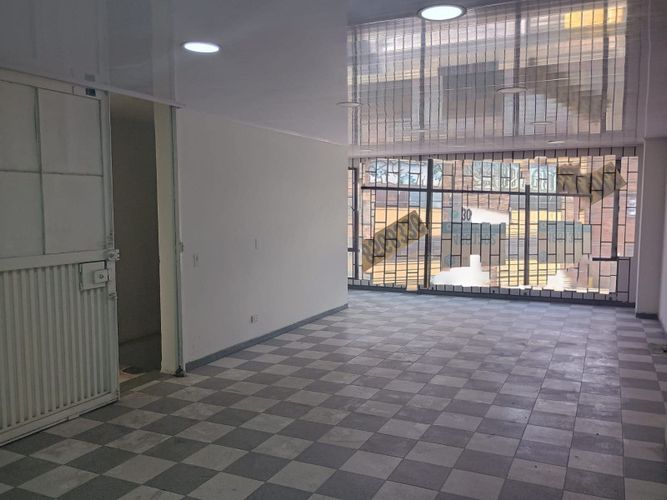Casa de 4 alcobas en venta en Kennedy Central, Bogotá, 357 m² · foto 2 de 13