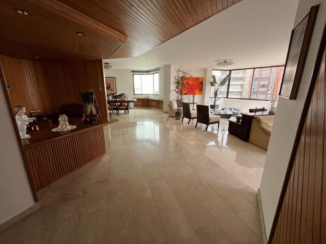 Apartamento de 3 alcobas en venta en Altos Del Prado, Barranquilla, 344 m² · foto 3 de 22