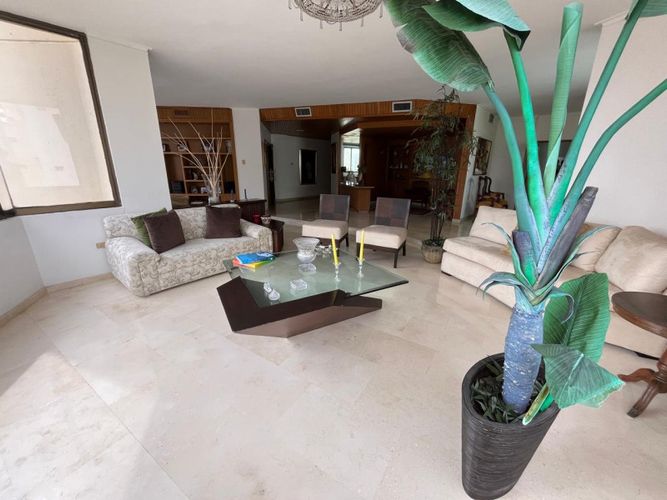 Apartamento de 3 alcobas en venta en Altos Del Prado, Barranquilla, 344 m² · foto 5 de 22