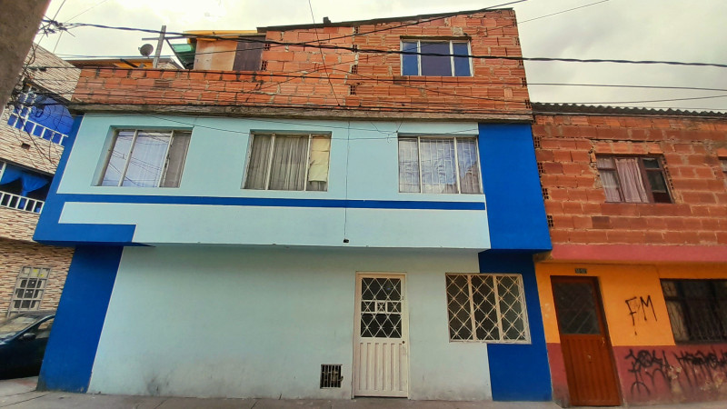 Casa en venta en Jose Antonio Galan, Bogotá · foto 3 de 24