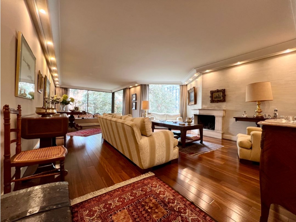 Apartamento en venta en Los Rosales, Bogotá · foto 4 de 24