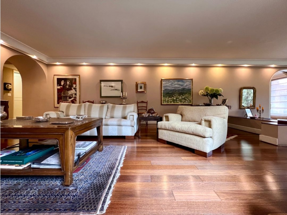 Apartamento en venta en Los Rosales, Bogotá · foto 9 de 24