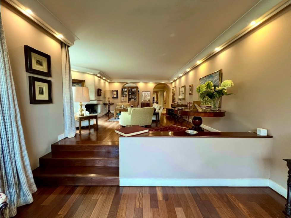 Apartamento en venta en Los Rosales, Bogotá · foto 10 de 24