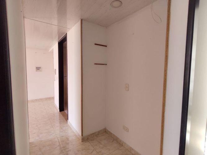 Apartamento de 3 alcobas en venta en Centro, Soacha, 53 m² · foto 9 de 17
