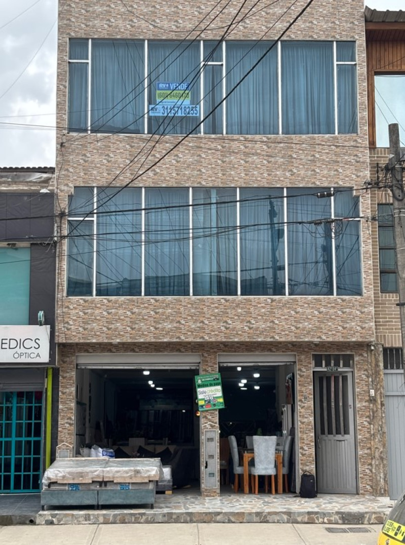 Casa en venta en Kennedy Central, Bogotá · foto 3 de 24