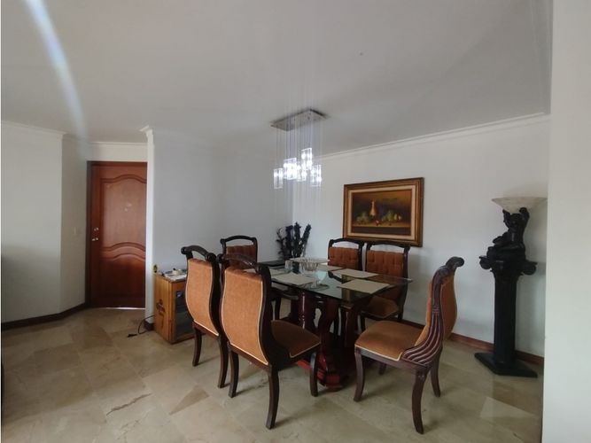 Apartamento de 3 alcobas en arriendo en Las Acacias, Medellín, 156 m² · foto 4 de 14