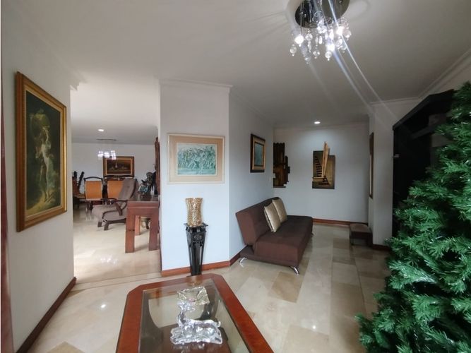 Apartamento de 3 alcobas en arriendo en Las Acacias, Medellín, 156 m² · foto 8 de 14