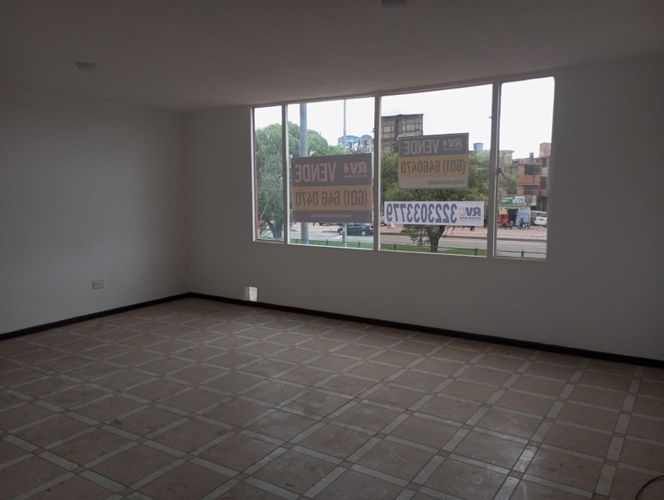 Casa de 3 alcobas en venta en Catalina, Bogotá, 355 m² · foto 3 de 21