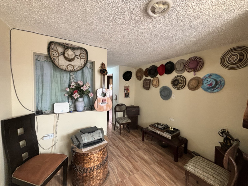 Casa en venta en Santa Lucia, Bogotá · foto 7 de 18