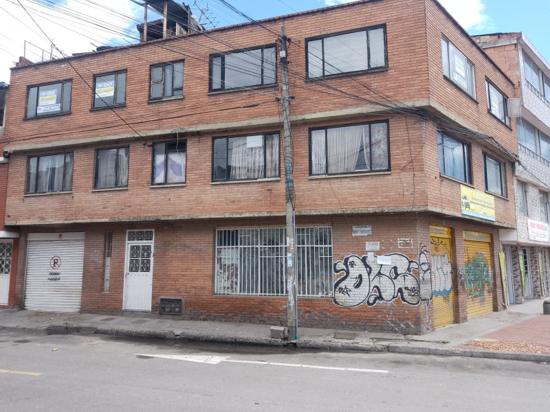 Casa en venta en Catalina, Bogotá · foto 2 de 16
