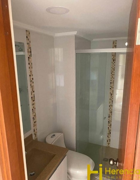 Apartamento en arriendo en Laureles, Medellín · foto 7 de 9