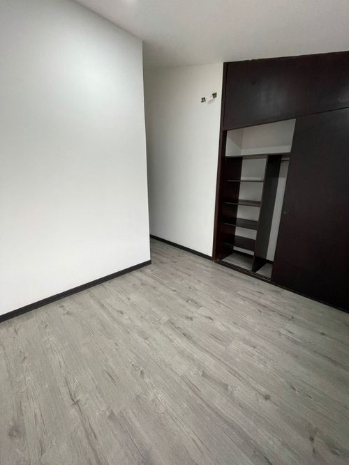 Casa de 3 alcobas en venta en Mandalay, Bogotá, 167 m² · foto 13 de 15