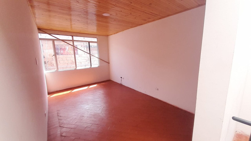 Casa en venta en Bellavista, Bogotá · foto 3 de 13