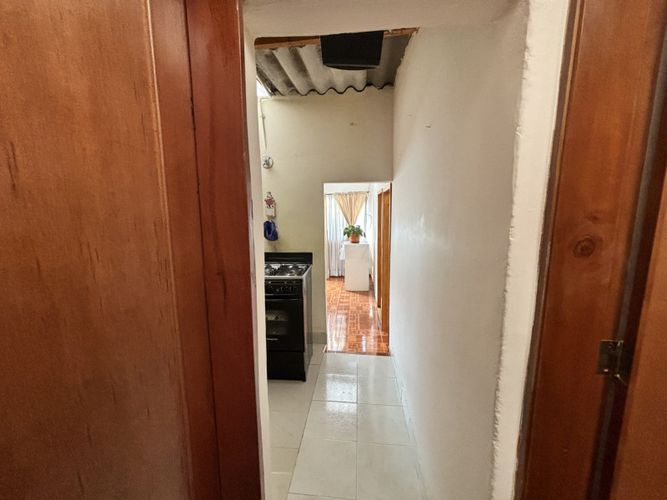 Casa de 4 alcobas en venta en Usminia, Bogotá, 72 m² · foto 10 de 11