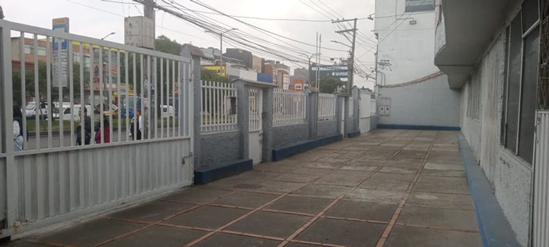 Casa en venta en Carvajal, Bogotá · foto 2 de 24